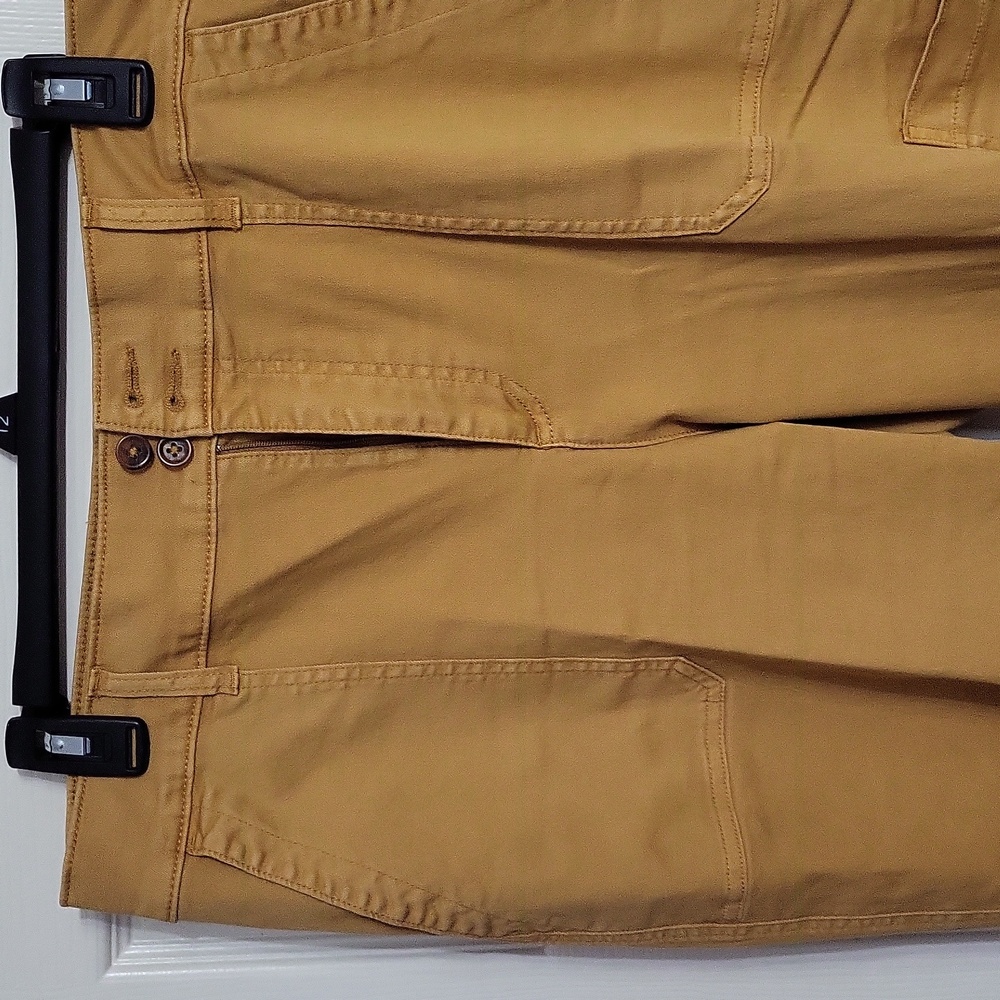 LILA RYAN Mustard Cargo Pants - Picture 3 of 10